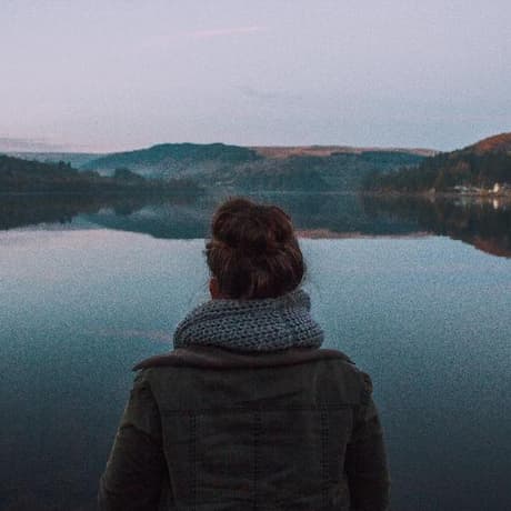 Música libre de regalías a 100 BPM