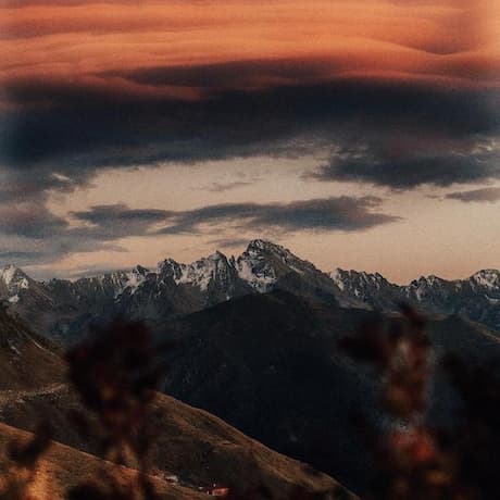 125 BPM의 로열티 프리 음악